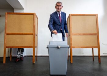 Andrej Babis in testa nelle elezioni in Repubblica Ceca