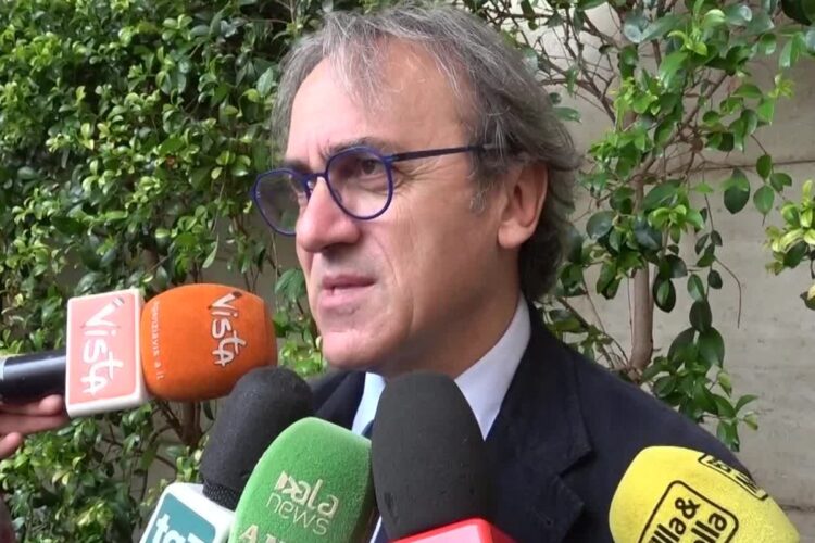 Bonelli attacca Meloni sul Ponte sullo Stretto