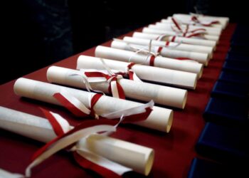 Le pergamene da assegnare ai vincitori dell'Ambrogino d'Oro