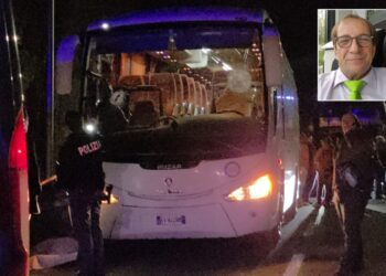 Il pullman assalito dai tifosi del Rieti e la foto di Raffaele Marianella