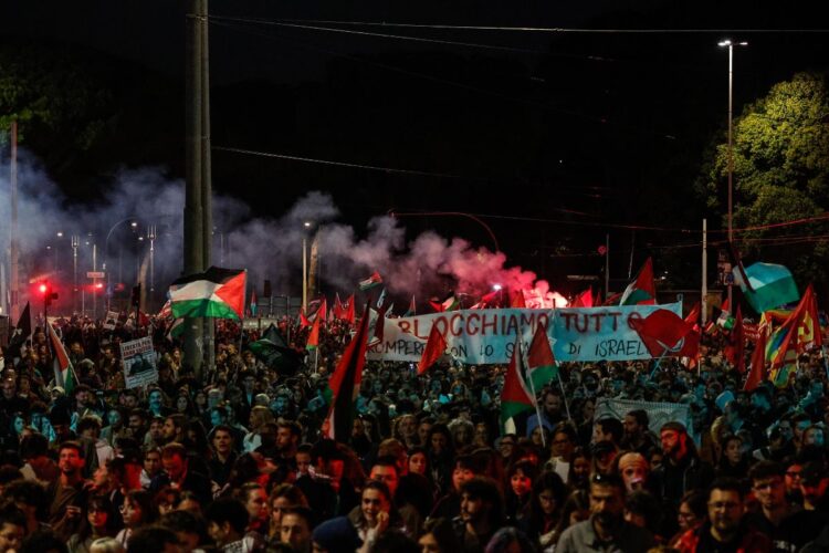 Corteo per la Flotilla a Roma