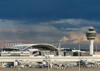 Droni sospetti aeroporto di Monaco