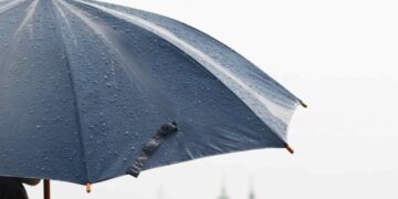 Allerta maltempo sull’Italia: piogge torrenziali e venti di tempesta in arrivo da domenica