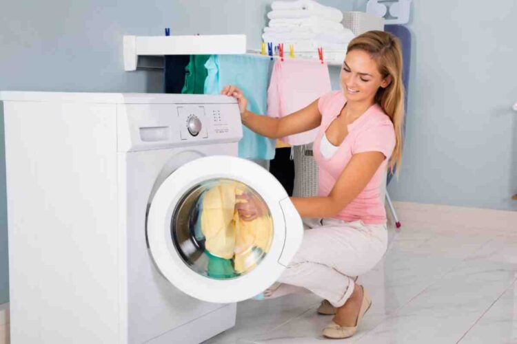 Il trucco della nonna per profumare gli asciugamani come appena comprati - alanews.it