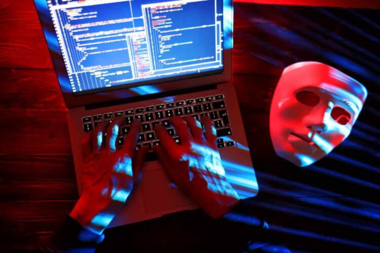 “Non aprire questo messaggio: dentro si nasconde l’app che ti spia lo smartphone - www.alanews.it