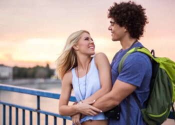 Fuga romantica low-cost: Cēsis, la perla segreta della Lettonia che conquista a ottobre