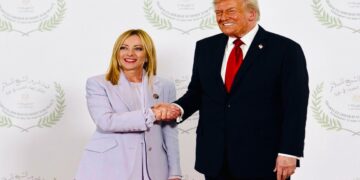 Giorgia Meloni assieme a Donald Trump