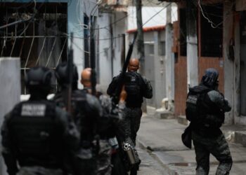 Il blitz della polizia a Rio de Janeiro