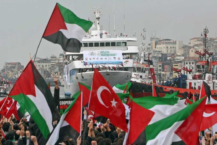 Il ritorno a Istanbul della nave Mavi Marmara