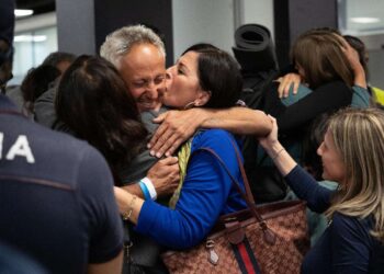 Il ritorno in Italia del senatore Marco Croatti