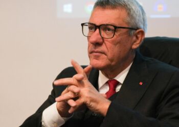 Il segretario Nazionale CGIL Maurizio Landini