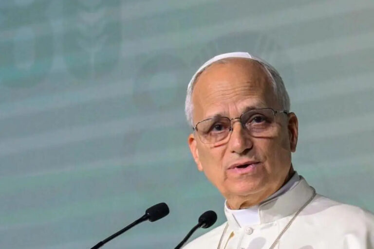 Le parole del Papa sugli insegnanti