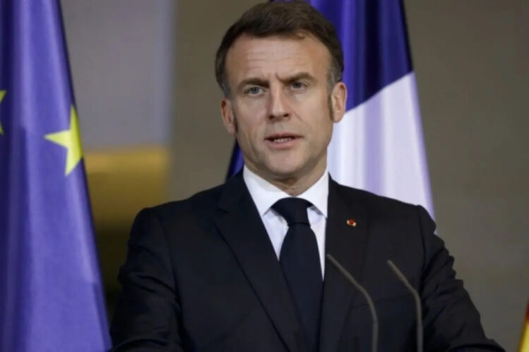 Macron sui droni in Ue