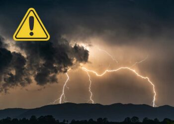 Maltempo in arrivo il 20 ottobre: allerta arancione in diverse regioni italiane, rischio frane