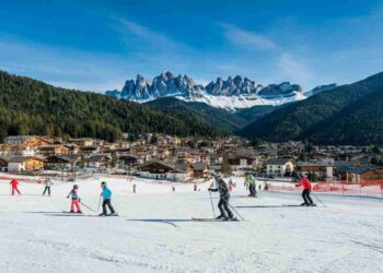 Milano-Cortina 2026, Fis esclude russi e bielorussi da qualificazioni