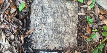 Scoperta una stele romana a New Orleans@Courtesy D Ryan Gray and Preservation Resource Center of New Orleans