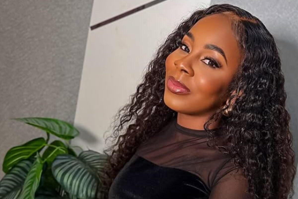 Un primo piano di Sheila Ebana, la mamma di Yamal