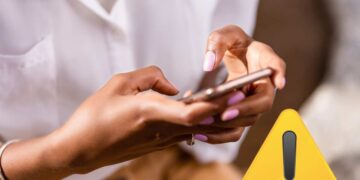 Se vedi questo simbolo sullo smartphone, i tuoi soldi sono a rischio