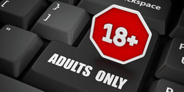 Stretta sui siti porno