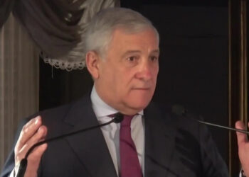 Tajani risponde a Conte sulla manovra