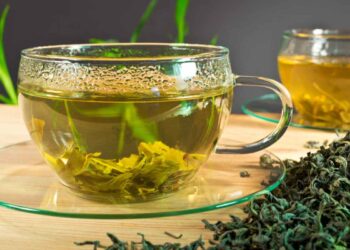 Tè verde e dimagrimento, la verità che pochi raccontano (e che la scienza conferma)