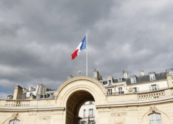 Terminato l'incontro in Francia tra Macron e Lecornu
