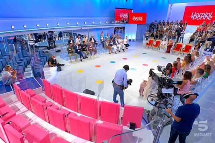 Uomini e Donne - www.alanews.it