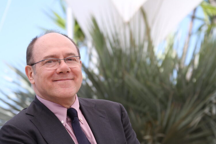 Carlo Verdone / shutterstock @Denis Makarenko