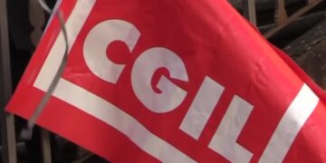 Una bandiera della Cgil