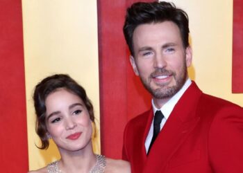 Chris Evans e Alba Baptista