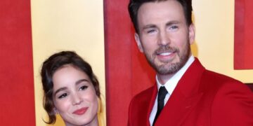 Chris Evans e Alba Baptista