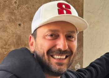 Un primo piano di Cesare Cremonini