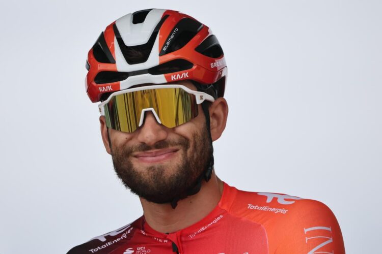 Un primo piano di Filippo Ganna