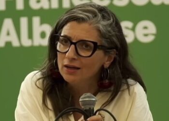 Un primo piano di Francesca Albanese