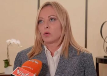 Un primo piano di Giorgia Meloni