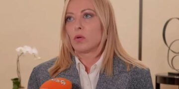Un primo piano di Giorgia Meloni