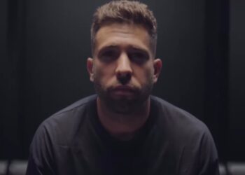 Un primo piano di Jordi Alba