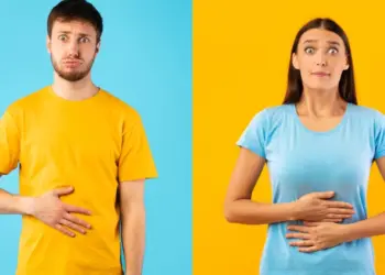 Donne più sensibili al dolore, ma più forti nel resistere: cosa dice la ricerca