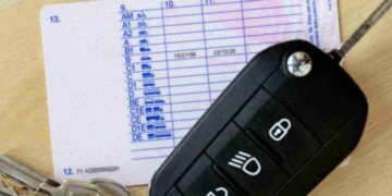 Patente a 17 anni: sì dell'Ue, nuove regole per l'esame di guida