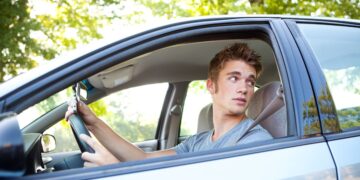 Patente a 17 anni, ma con una condizione: ecco cosa cambia con la riforma europea