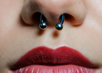 Septum piercing