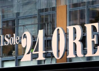 L'insegna della sede de "Il Sole 24 Ore"