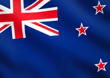 Aumenta l’emigrazione dalla Nuova Zelanda: i giovani cercano opportunità all’estero