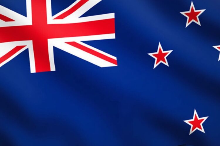 Aumenta l’emigrazione dalla Nuova Zelanda: i giovani cercano opportunità all’estero