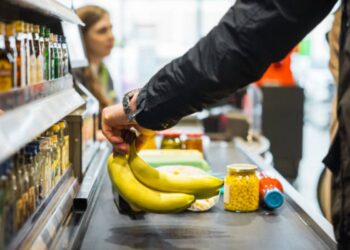 Cassiere della Pam licenziato con il test del finto cliente