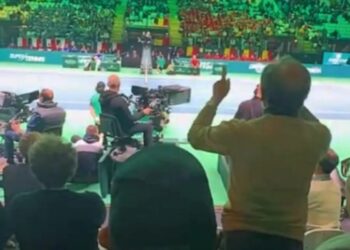 Coppa Davis, ritardata la prima partita tra Francia e Belgio per colpa di uno spettatore molesto