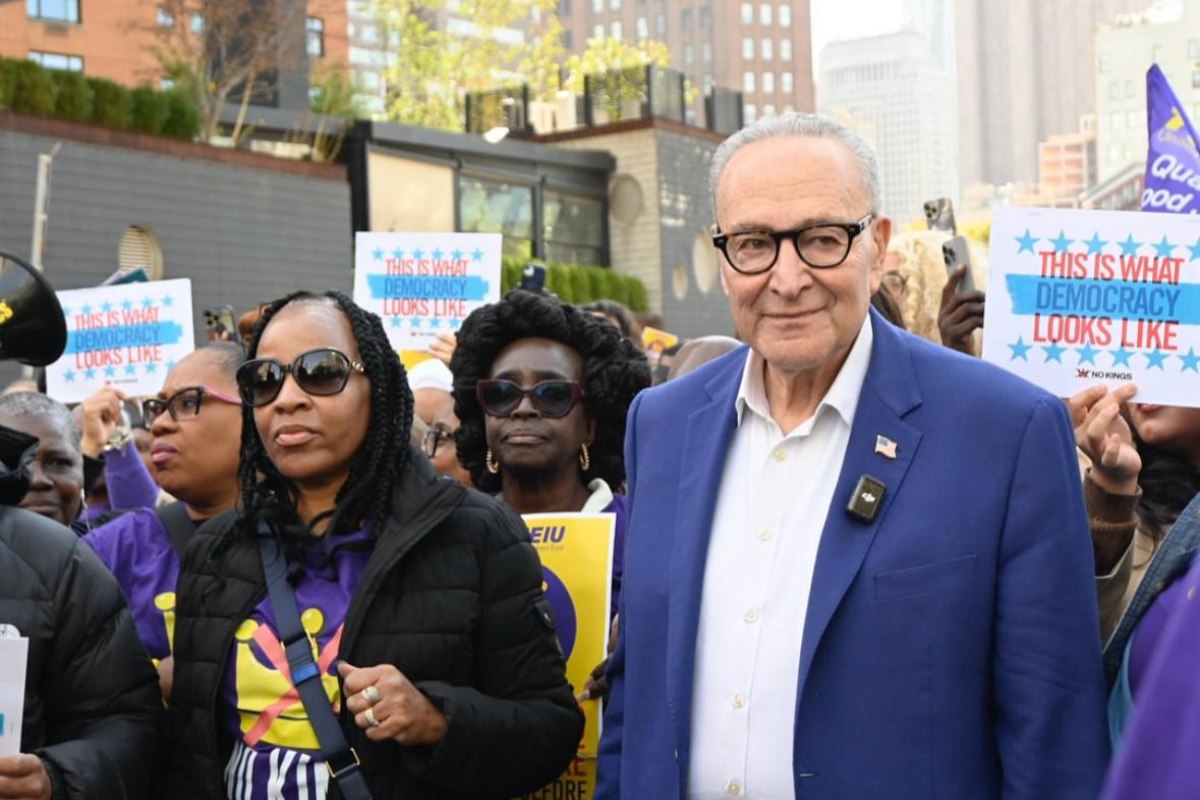 Critiche al senatore Schumer dopo la fine dello shutdown negli USA