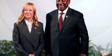 Cyril Ramaphosa insieme a Giorgia Meloni al G20 di Johannesburg