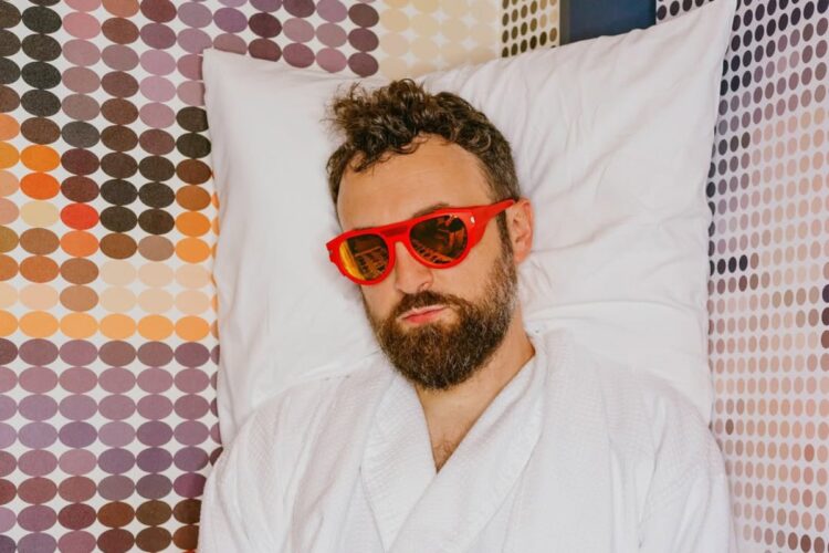 Dargen D'Amico e il suo nuovo progetto Tolomeo