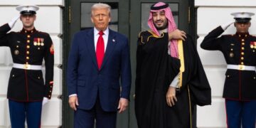 Donald Trumo incontra bin Salman alla Casa Bianca